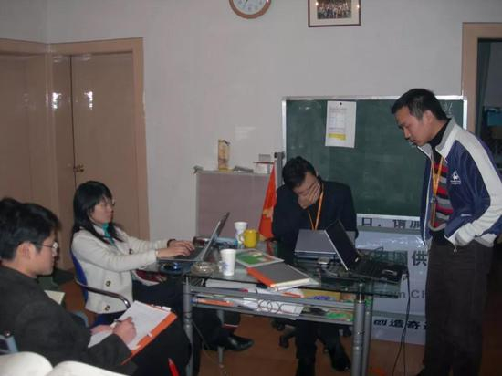 中供铁军早期租住民宅办公、开拓市场