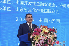 伊拉克公使加尼姆·阿勒加尼姆发言