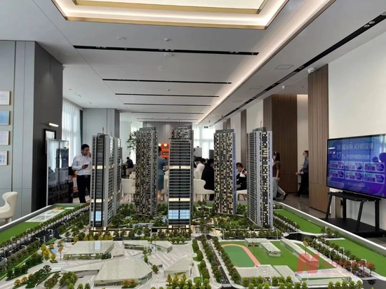 御景荟都售楼部的沙盘 图片来源：每经记者 甄素静 摄