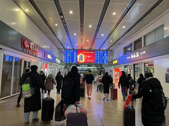 北京南站 图源：时代周报记者摄