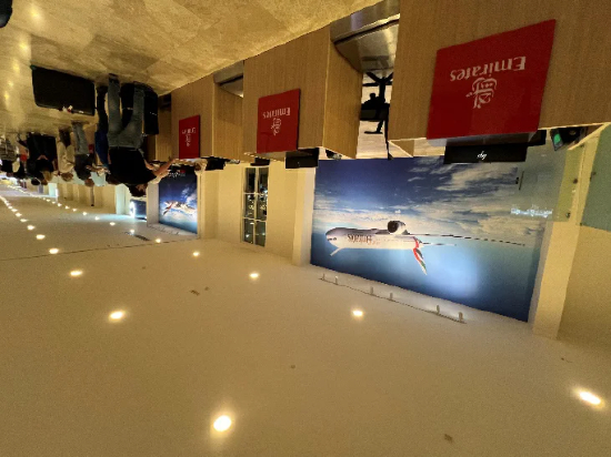 图：邮轮母港阿联酋航站楼可在港口提前托运行李； 资料来源：实地拍摄，申万宏源研究