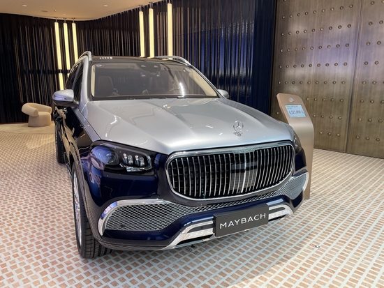 定制版迈巴赫GLS600。摄影/周姝祺