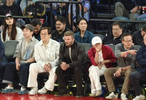 阿里创始人马云现身NBA中国赛现场，和成龙、贝克汉姆、王宁同框看球
