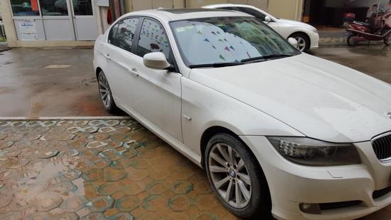 消费者投诉宝马汽车。