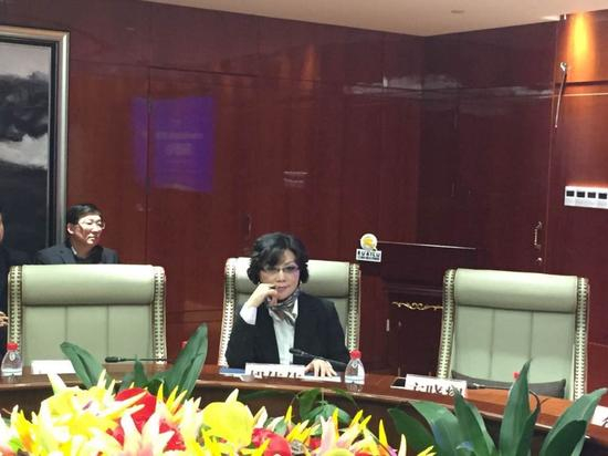 快鹿集团新闻发言人胡伟伟