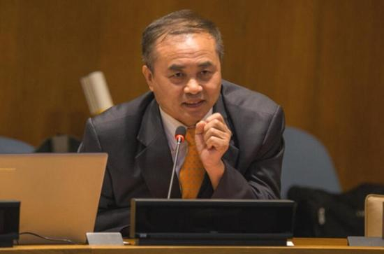 　　原国家中医药管理局机关事务局局长、中和亚健康服务中心主任孙涛发表了题为《21世纪健康医学大趋势》的演讲