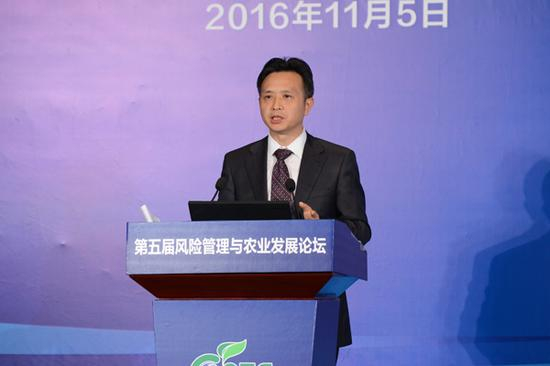 中国证监会期货部主任冉华