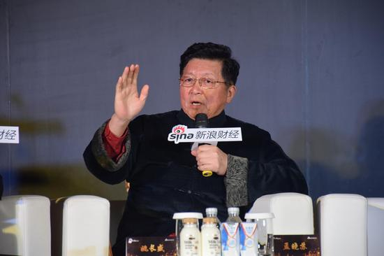 汇力基金董事长、中国房地产开发集团公司理事长孟晓苏