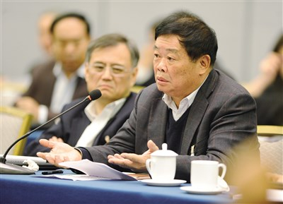 　　福耀集团董事长曹德旺赴美投资，吐槽中国高税负，让中国企业税负问题再度成为舆论焦点 视觉中国图