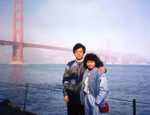 李开复：一生只有一份感情 太太是初恋