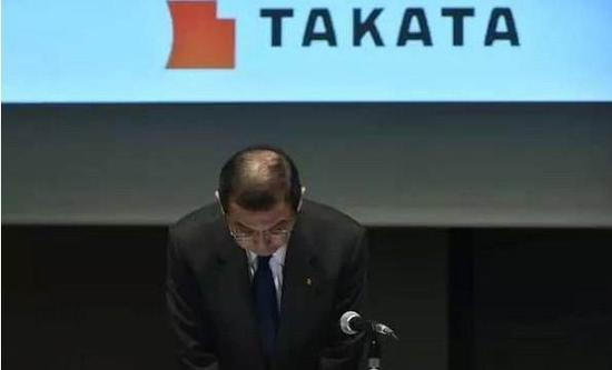 当地时间2017年2月26日，西班牙巴塞罗那，世界移动大会举行，LG G6智能手机。资料图