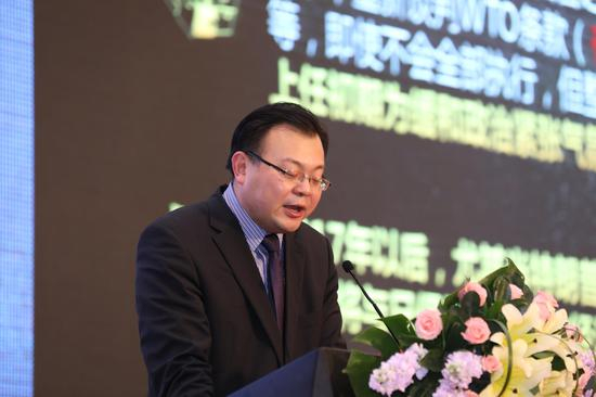 华宝兴业基金国际业务部的总经理周晶博士