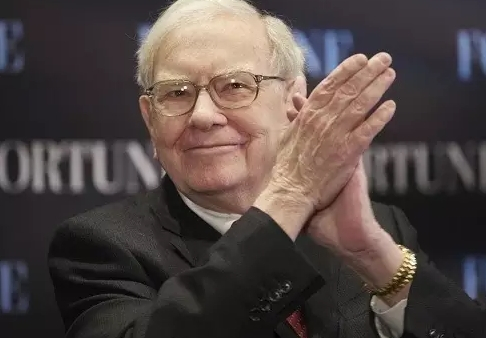 巴菲特说：学习大师一小时，胜过自己苦苦摸索十年。