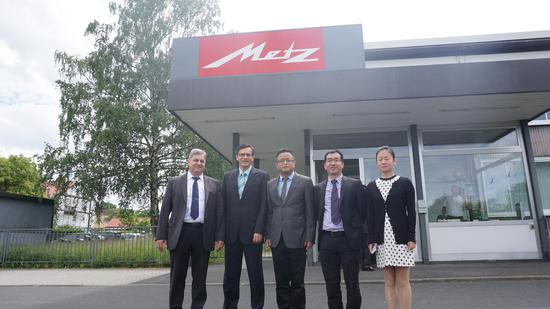 2015年孙伟中与德国分公司METZ高层合影
