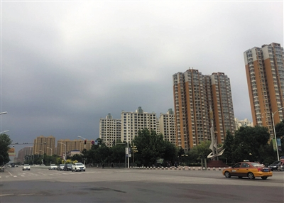 近期，香河开发商不约而同地加紧推盘。