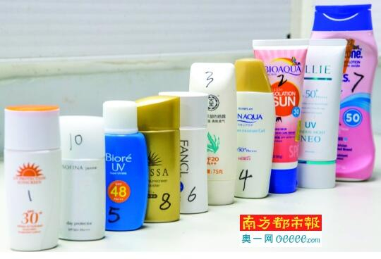 这次南都鉴定带到实验室的十款防晒霜，都是“网红”。
