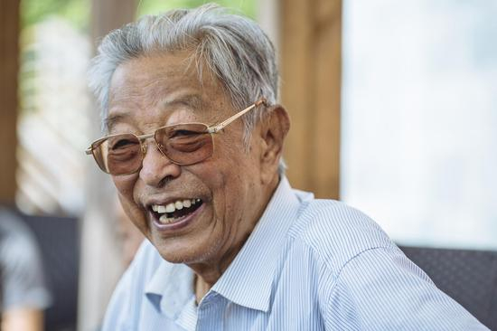 图注：“褚橙”创始人褚时健