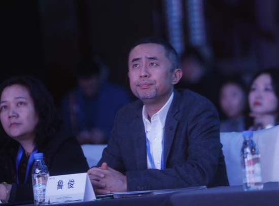 游族控股执行总裁鲁俊