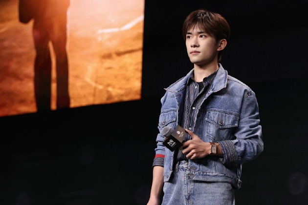 九号公司全球代言人易烊千玺