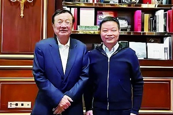 任正非的会客厅 成了车圈急诊室