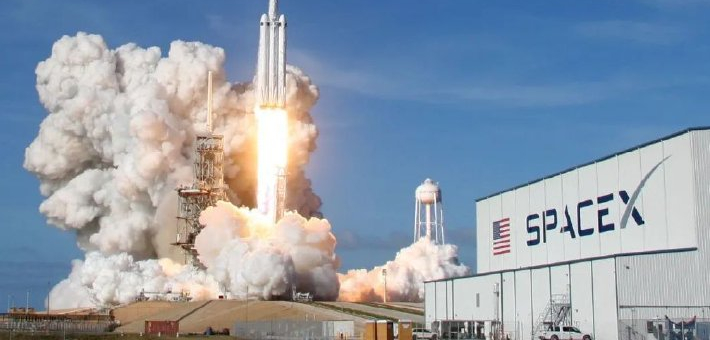 马斯克明确要每年生产1万艘星舰飞船 商业航天中长期成长空间巨大