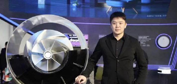 追觅2个月花5亿？“狂人”的资本棋局