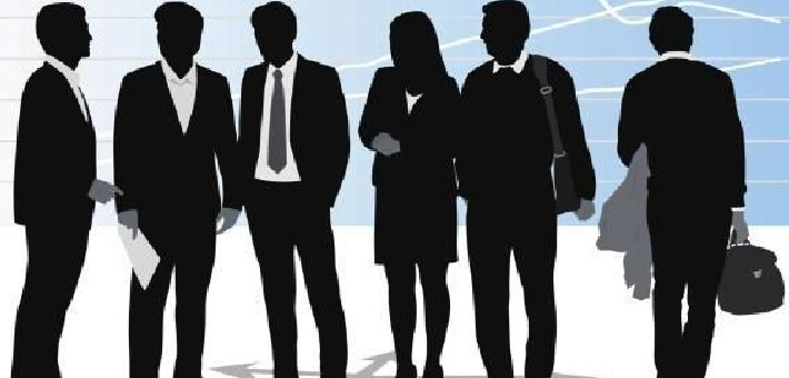 千问高光下的暗涌