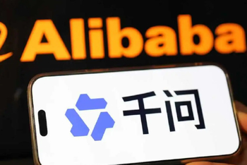 千问高光下的暗涌