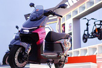 两轮电动车换挡提智，雅迪让智能成为国民级体验