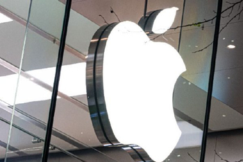 应对 OpenAI 等挖角行为，苹果为 iPhone 设计师提供高达 40 万美元奖金