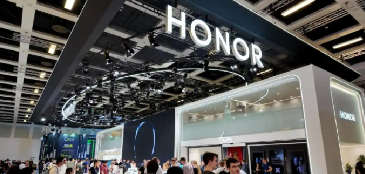 “盯上”荣耀，豆包手机仍有后文