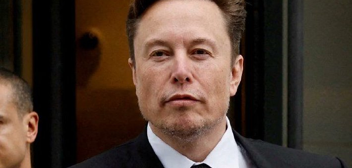 马斯克财富过山车：SpaceX自高点腰斩