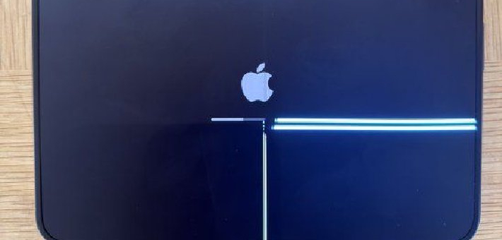 苹果回应iPhone Duo内屏开裂