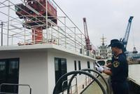 海关总署:重新启动出入境人员填写健康申明卡制度