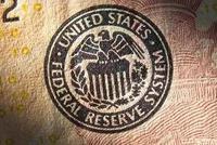 美联储维持基准利率不变 IOER提高5个基点至1.6%