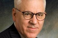 凯雷投资创始人：应鼓励美中两国的商界领袖加强交谈