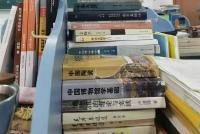 抽查、追责双管齐下 校内外教材强监管