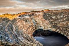 鹿鸣矿业泄漏点流量大幅下降 专家研判尾矿坝不存在安全风险