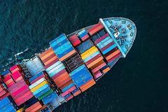 海关总署：前4月货物贸易进出口总值9.07万亿元 同比降4.9%
