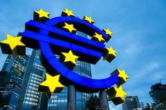 欧洲央行就债务风险发警告 预计今年欧元区GDP将萎缩5%至12%