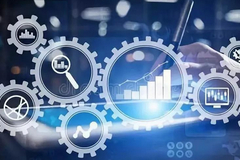 依法治国顶层设计“封顶”：加强和改进反垄断执法 积极推进反垄断立法