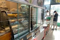 全家承认上海部分门店售卖超期烤肠