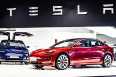 网传特斯拉等新能源汽车保费上涨超50%，多家车险公司回应不实