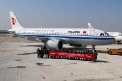 中国国航：公司及控股子公司深圳航空等拟合计向空客公司购买96架空客A320NEO系列飞机
