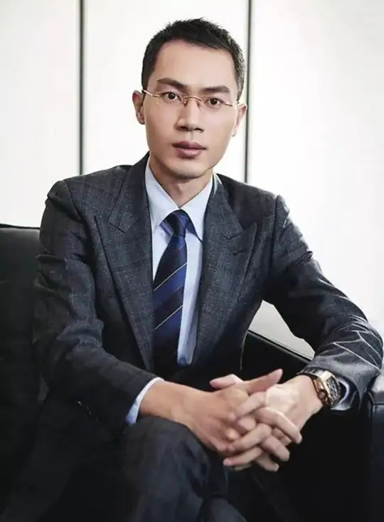吴荣照 鸿星尔克董事长
