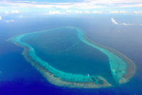 消息人士：菲飞机非法闯我黄岩岛领空遭解放军警告驱离