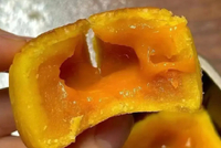 美心月饼打六折卖，买月饼给自己吃的第一次超过送人的