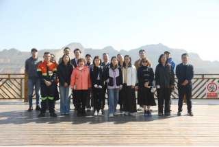 世界黄金协会携媒体团探访露天矿