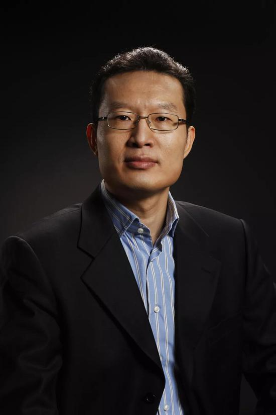 在拼多多上市之际，36氪独家专访了高榕资本的创始合伙人张震。