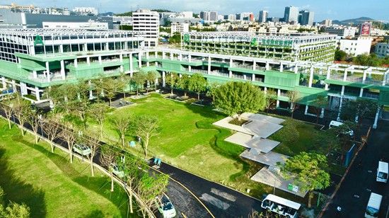 深圳国际低碳城项目是华润置地打造国内首个零能耗场馆类建筑示范